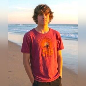 FatFace UK Mens T-Shirt XL Surfer Red Embroidered Graphic "From Dawn Till Dusk"